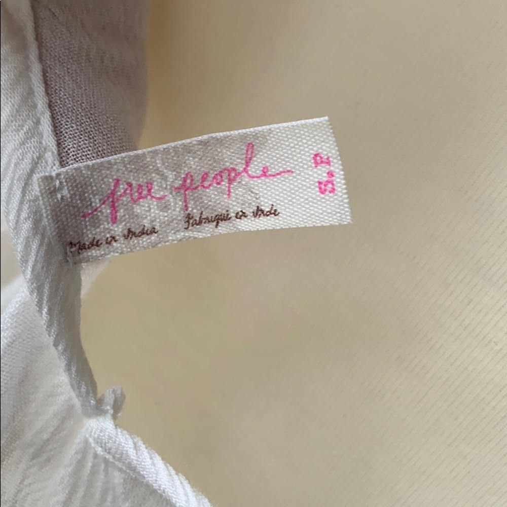 Free People embroidered top sz small NWT - Picture 6 of 13